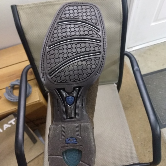 Men's Ariat Boots- Quantum Brander - Picture 3 of 3